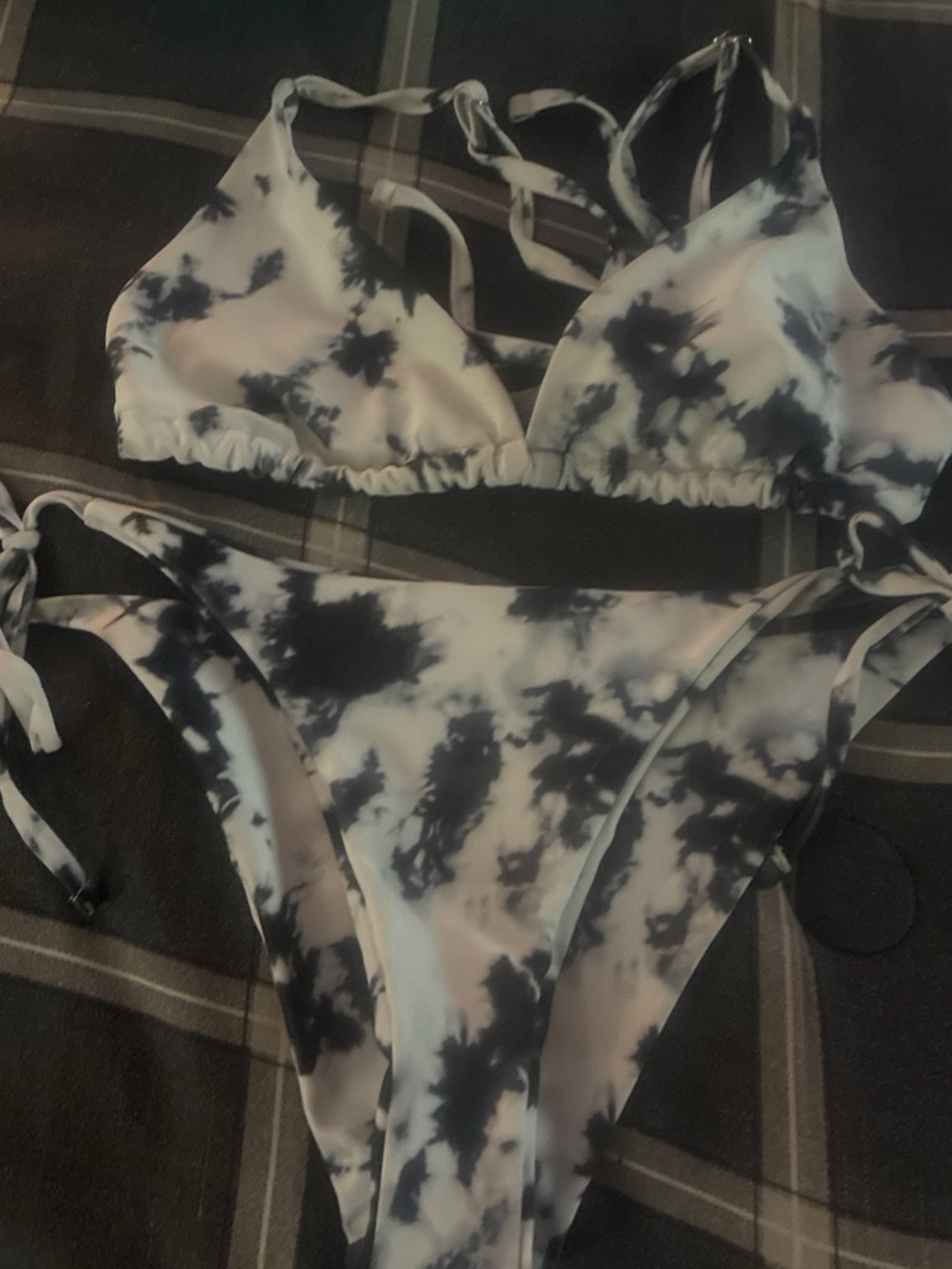 Beach Bunny Black and White Tie-Dye Bikini Set